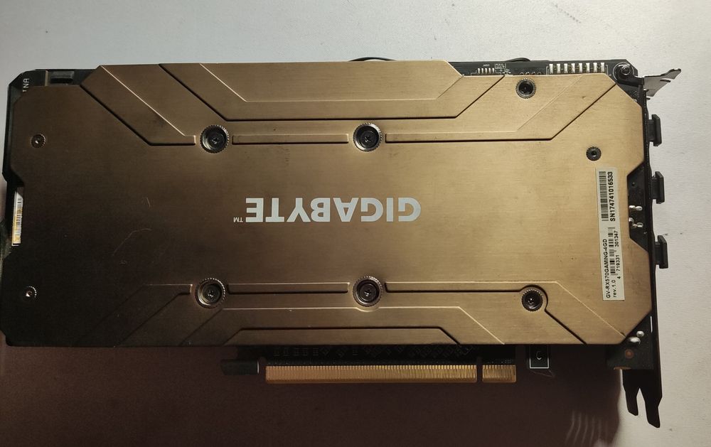 Видеокарта rx570 4gb Gigabyte