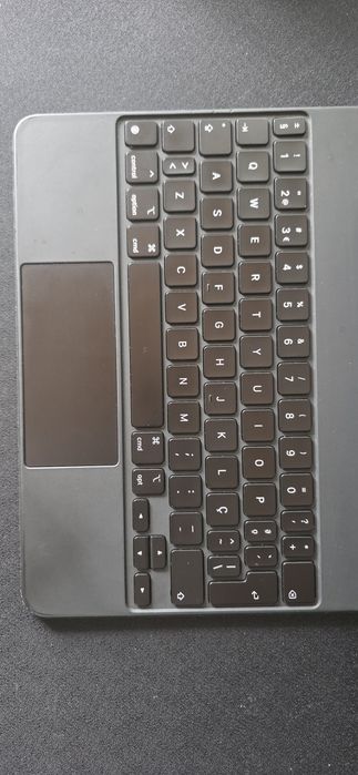 Apple Magic Keyboard 11 polegadas (iPad)