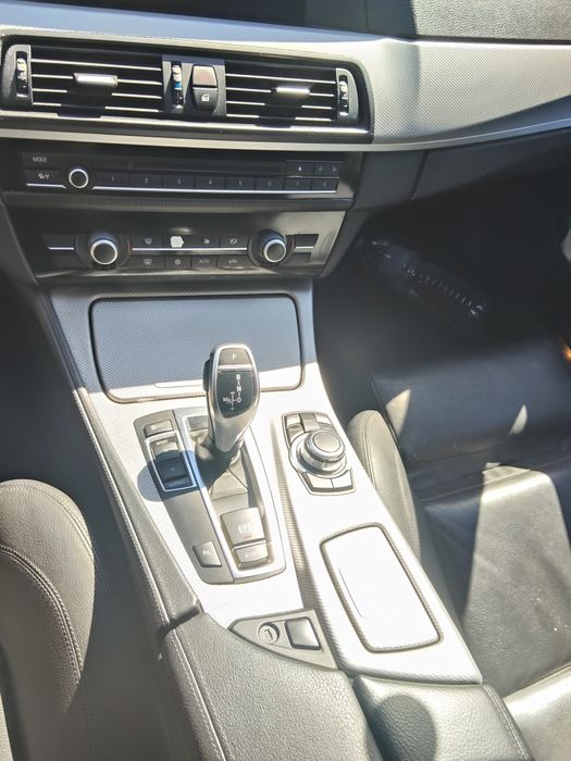 BMW F11 520D Pack M Caixa aut.