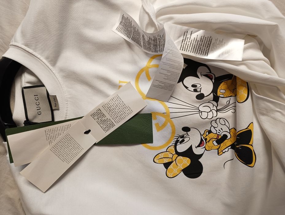 Koszulka Gucci z kultową parą Mickey Mouse.