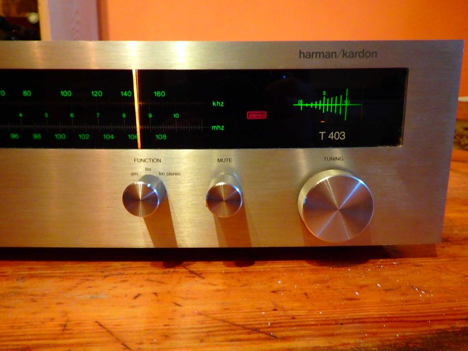 Tuner harman kardon T403