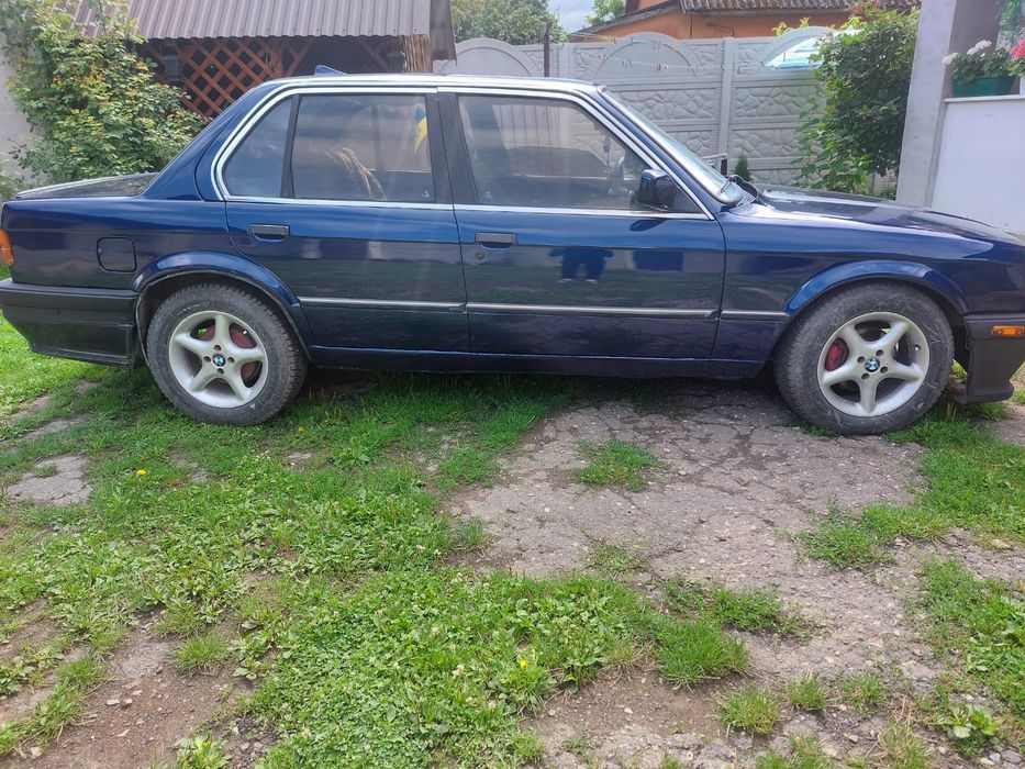 Продається BMW Е30