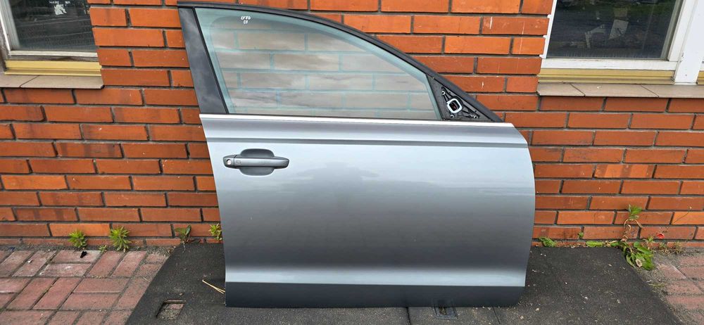 AUDI A6 C7 Drzwi Prawy Przód Przednie LY7G