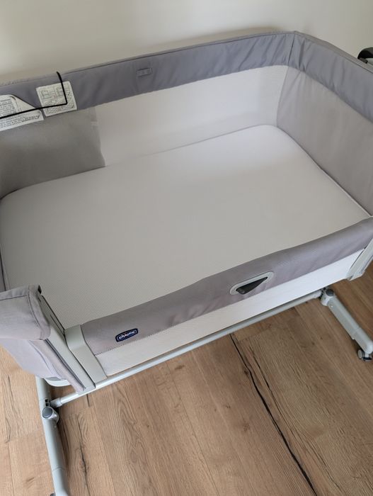 Łóżeczko dostawka chicco next to me mag