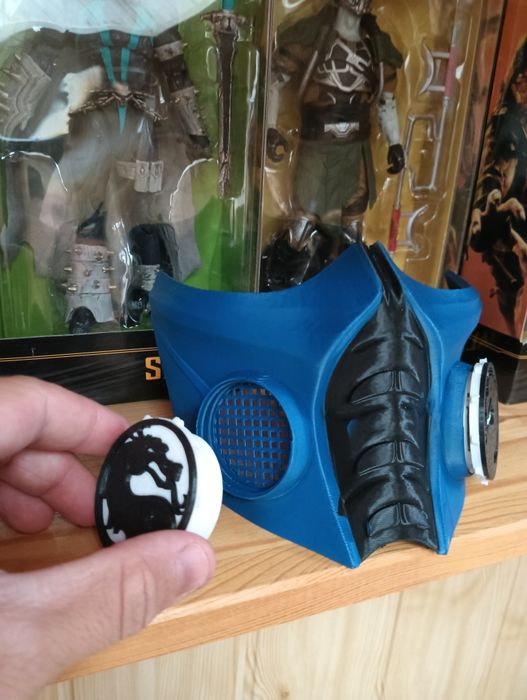 Maska sub zero mortal kombat mk