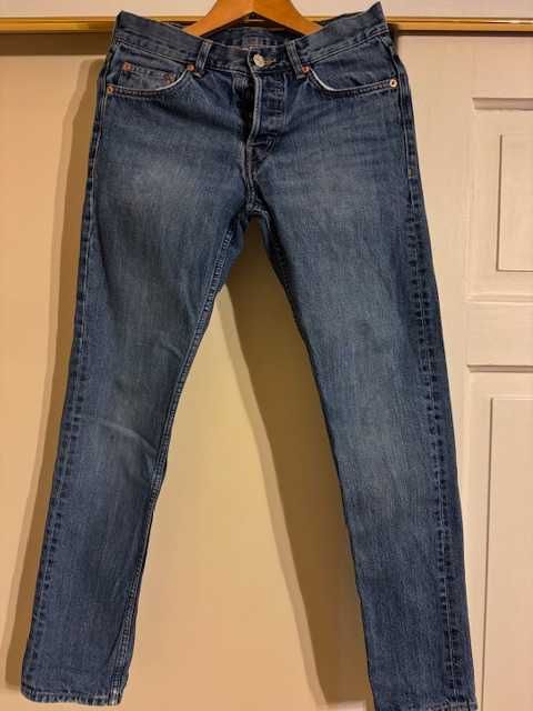 Jeansy męskie w28 L32 granatowe z przetarciami  bawełna Weekday