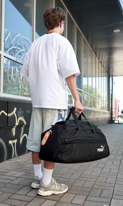 Спортивна дорожня сумка 40 л чорна для тренувань та подорожей В'єтнам