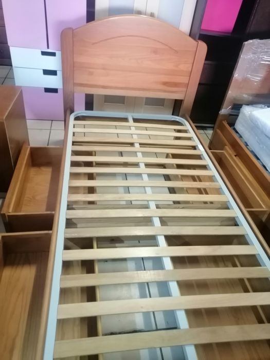 Cama Solteiro com Gavetas