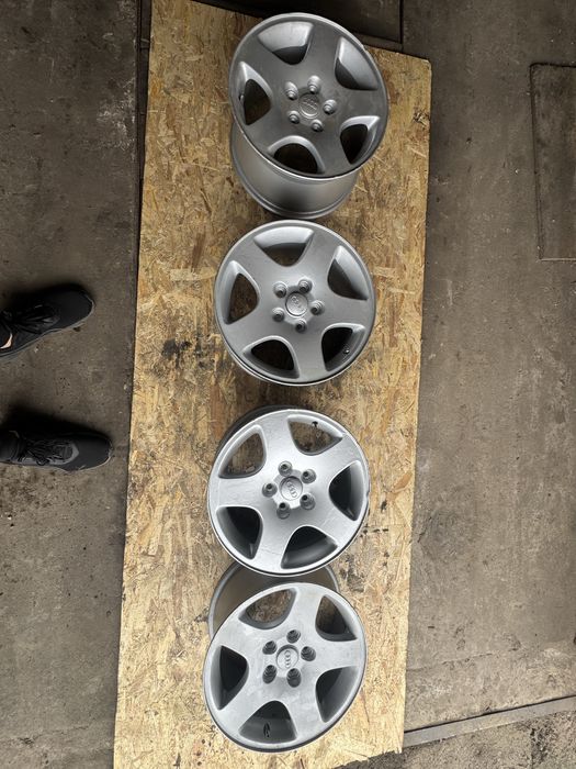 Диски Audi 5x112 R16