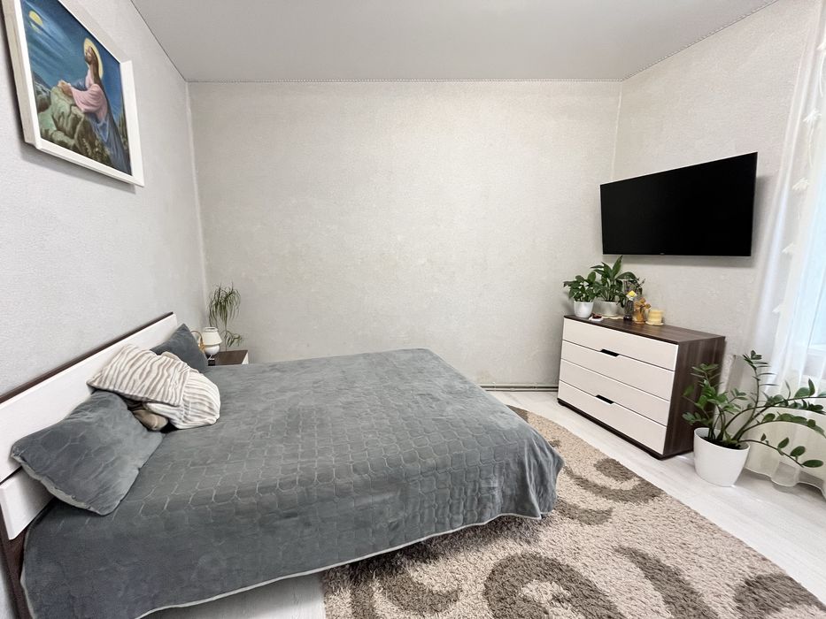 Будинок з потенціалом під житло чи бізнес рн вул. Руськоі