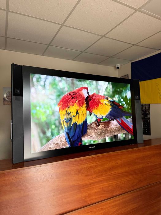 Інтерактивна панель Microsoft Surface Hub 1597/i5-4/8GB/128GB SSD/55" FHD Touch