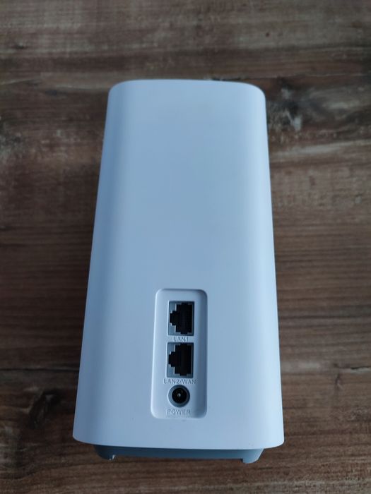 Router stacjonarny 5G CPE 5s (H153-381)