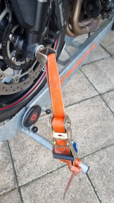 System transportowy motocykla Triumph Street Triple 765
