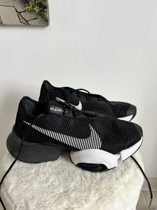 Красовки nike 37 розмір