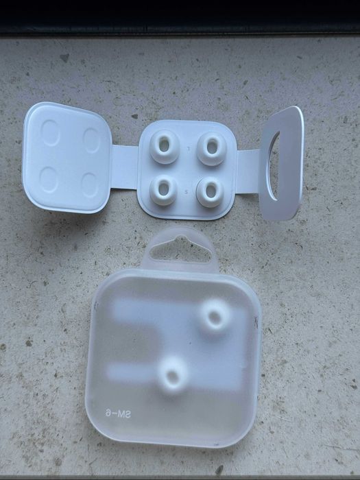 Apple AirPods Pro (1ª Geração)