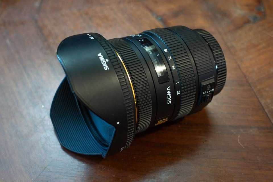 Sigma 10-20mm f/3.5 EX DC - Mount A Sony/Minolta