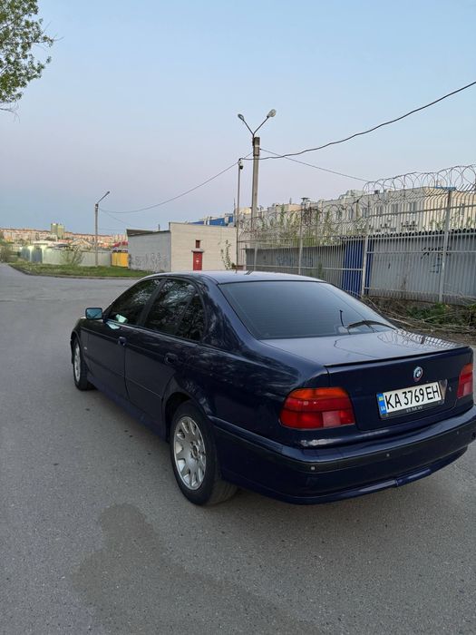 Продам BMW e39 M52b25