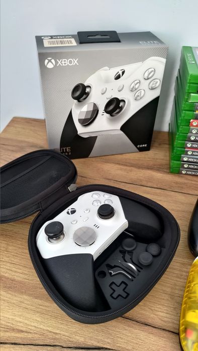 Gry / pady Xbox One / Series