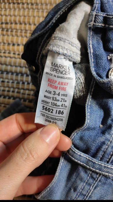 Spodnie chłopięce jeansowe Marks&Spencer