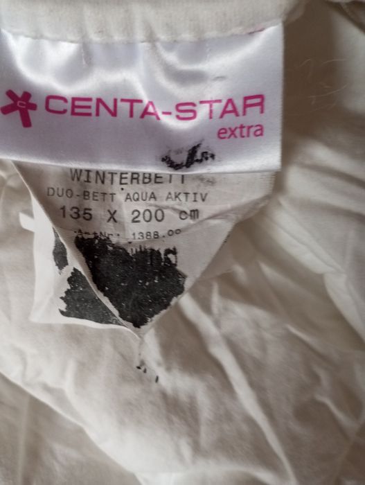 Kołdra na łóżko jednoosobowe biała z welny