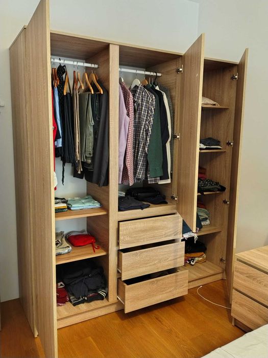 Wardrobe in excellent condition