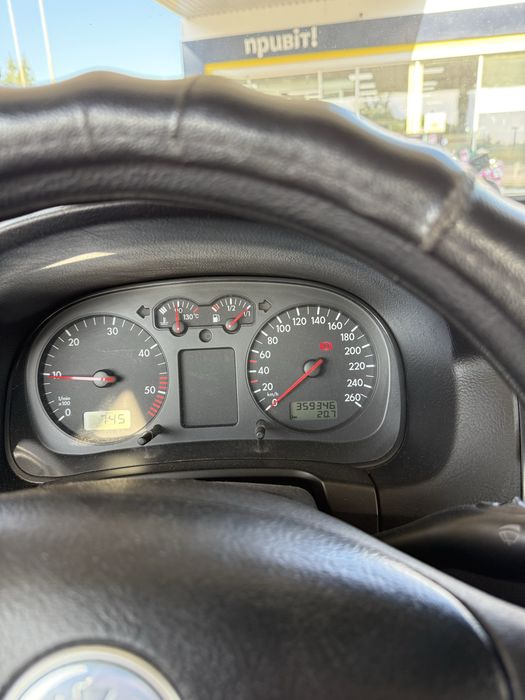 Volkswagen Golf 4
