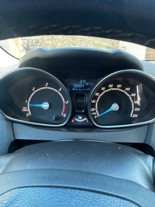 Ford fiest 1.6 tdci titanum foto 2