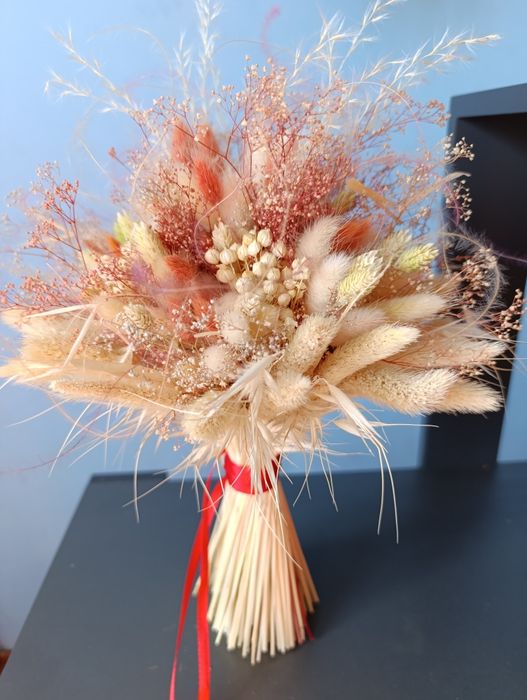 Букети  із сухоцвітів  та стабілізованих рослин