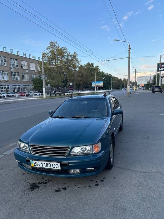 Nissan Maxima QX