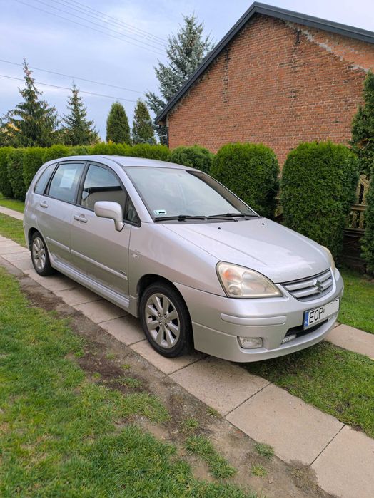 Suzuki Liana