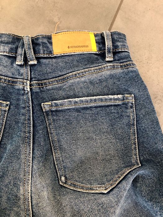 Jeansy boyfriend Stradivarius