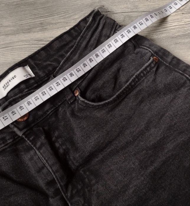 Spodenki/szorty Reserved 36