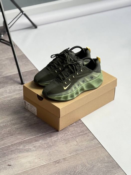 Кросівки Nike Ava Rover

сезон: весна / літо свіжа колекція маломірить!