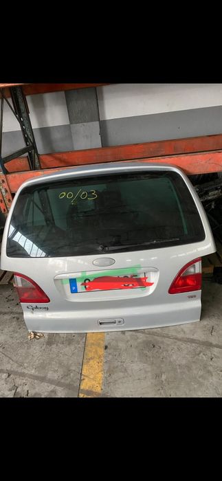 Tampa da mala ford Galaxy ano 2001 2004