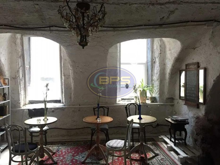 Продаж комерції під бізнес: Клуб-ресторан з повним оснащенням