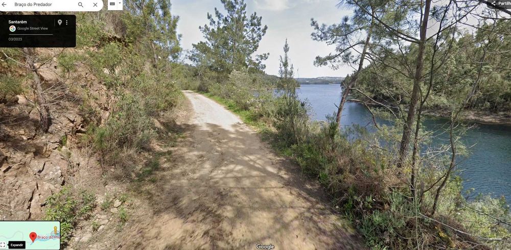 Dois terrenos em Castelo do Bode