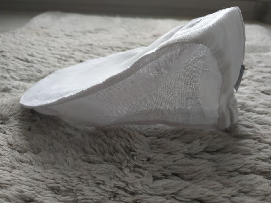 Elegancki kaszkiet/czapka do chrztu/na chrzest/biała/broel/len/r.40