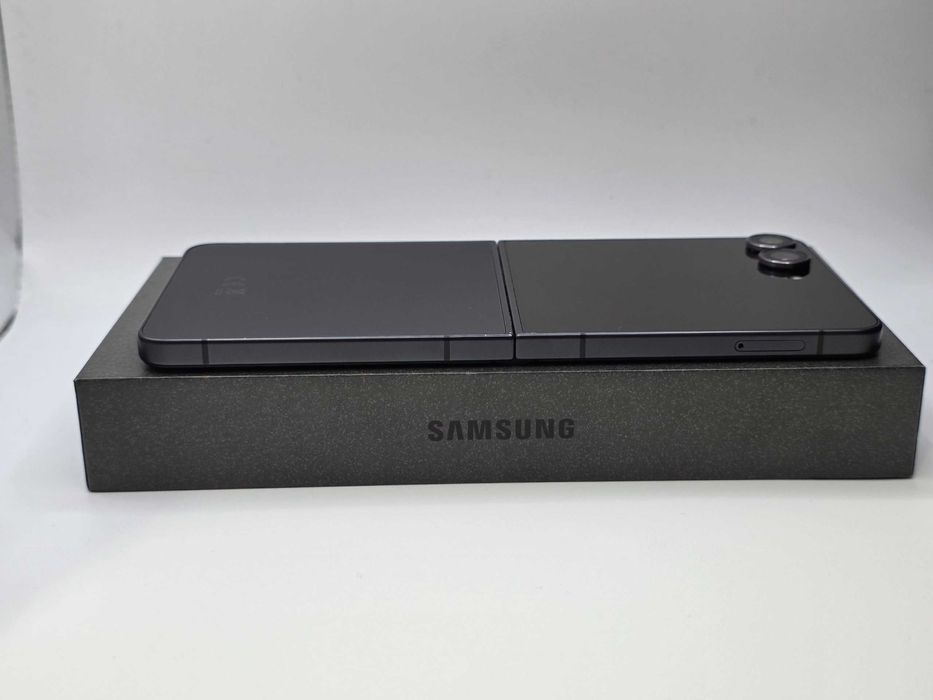 Samsung Flip 7 256 Європа