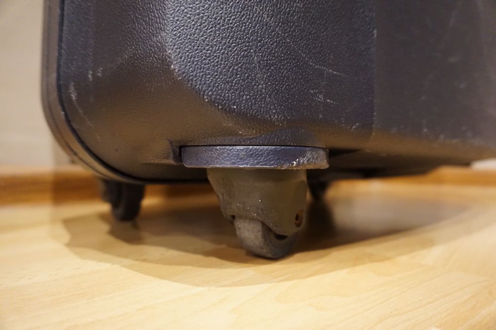 Walizka podróżna duża