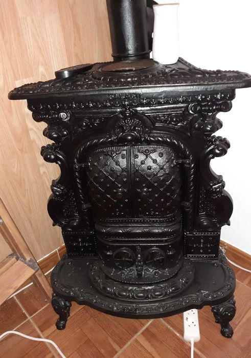 Salamandra ferro fudido muito antiga