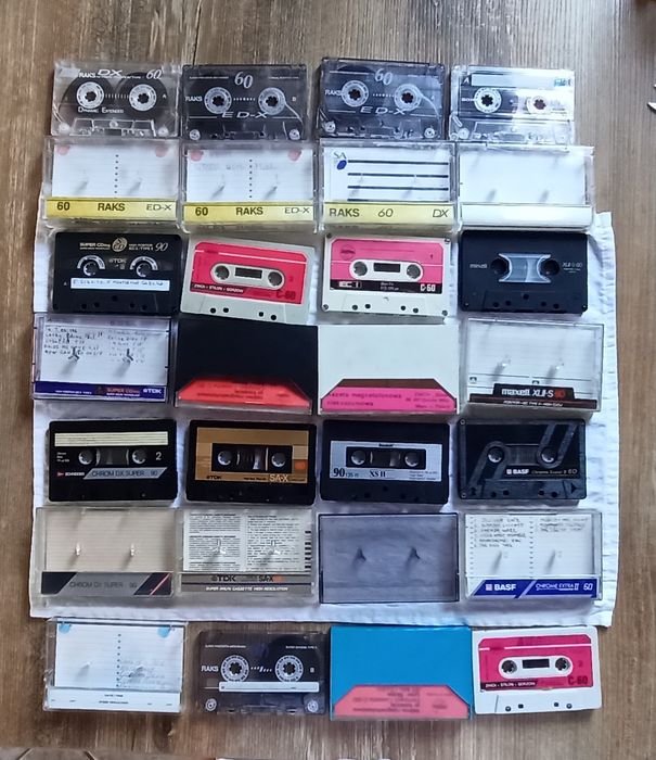 Kasety audio 14 szt