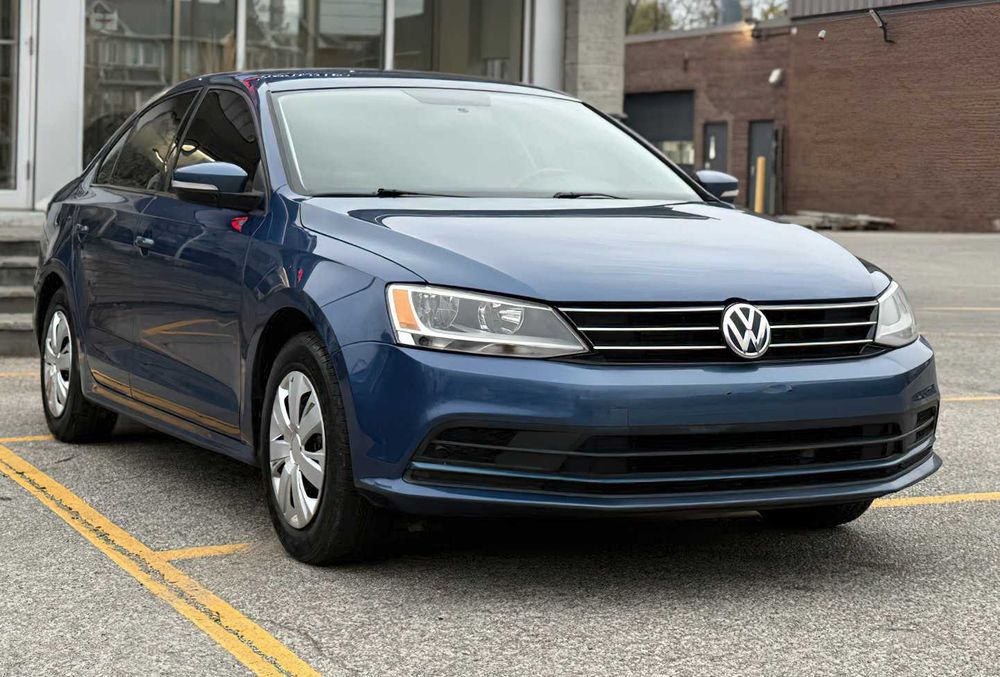 Volkswagen Jetta      2016
