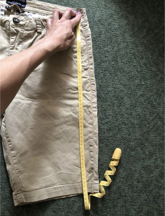 Бежевые мужские шорты