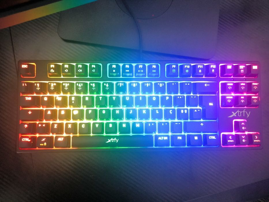 Teclado Mecânico Xtrfy K4 RGB TKL