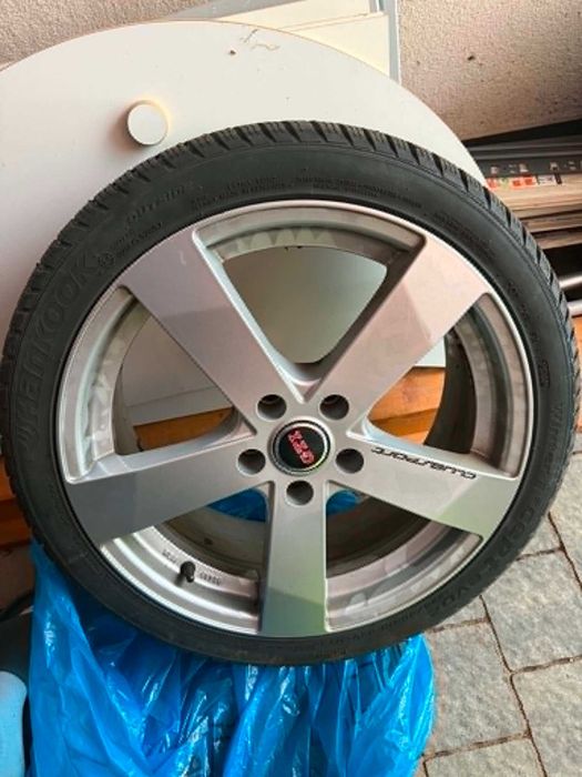 opony hankhook 225/40/R18