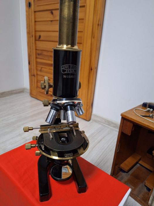 Piękny mikro. Carl Zeiss.