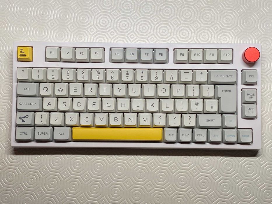 Teclado mecânico TKL Epomaker TH80 Pro