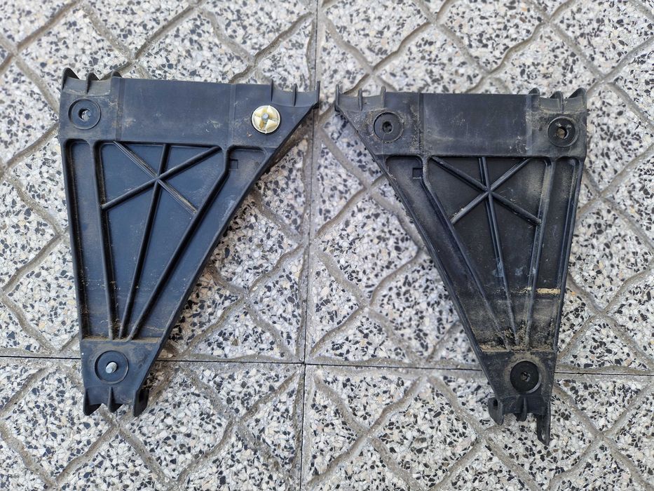 Guias Para-Choques Frente e Traseiro Audi A4 B5 8D Pré-Facelift 1994 a 1999 Original