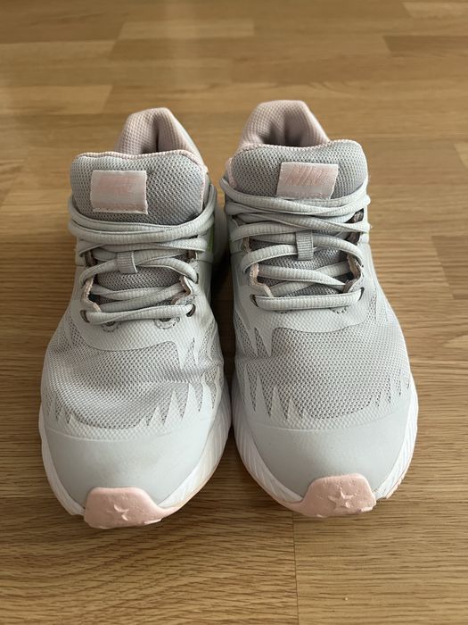 Красовки Nike 36р