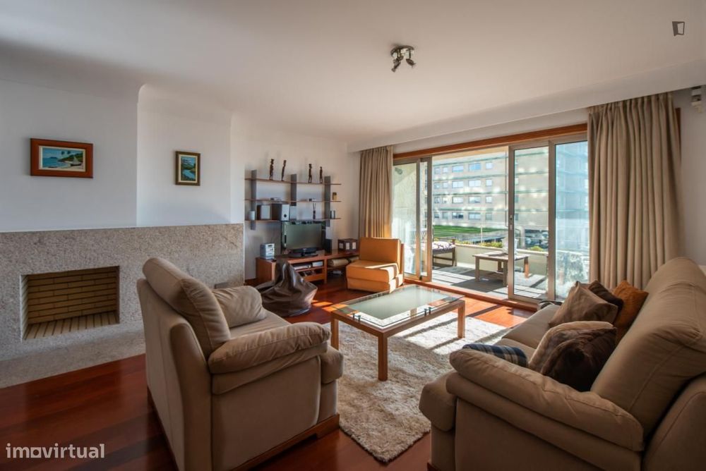Apartamento com 2 quartos - localizado em Matosinhos Porto